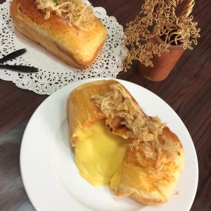 Bánh Phô Mai Hoàn Kim Tan Chảy